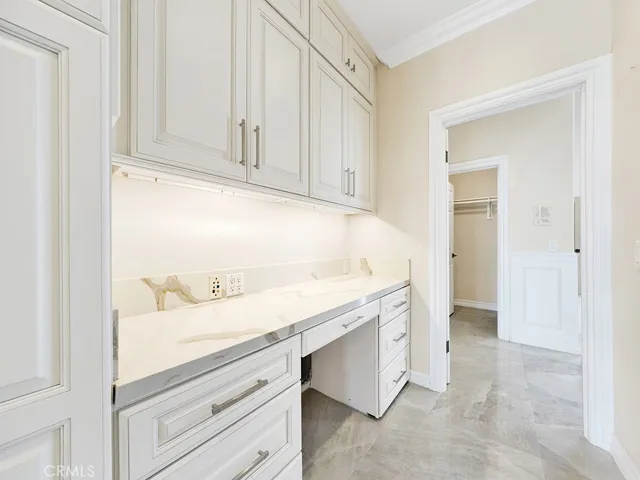 27662 Deputy Circle, Laguna Hills, California 92653