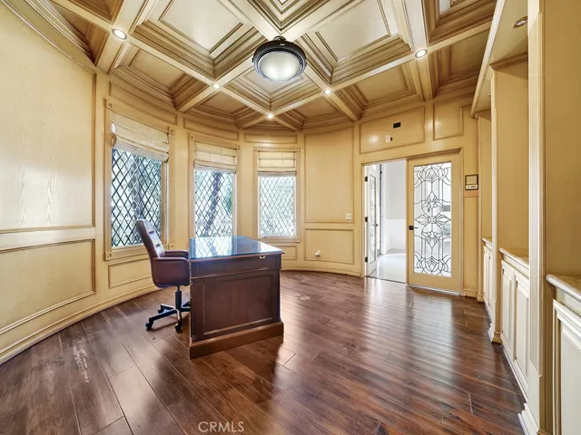 27662 Deputy Circle, Laguna Hills, California 92653