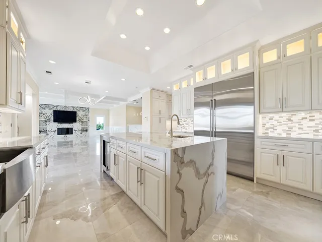 27662 Deputy Circle, Laguna Hills, California 92653