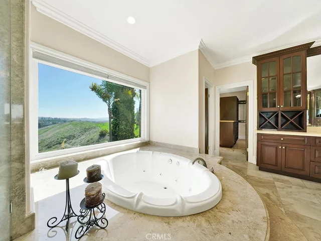 27662 Deputy Circle, Laguna Hills, California 92653