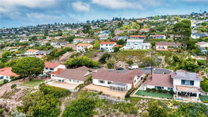 29069 Maplepark Drive, Rancho Palos Verdes, California 90275