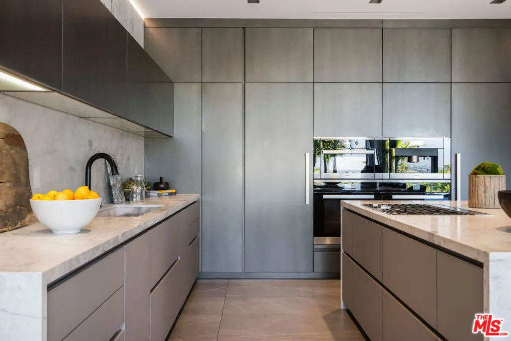 4540 Estrondo Drive, Encino, California 91436 home-pic-17