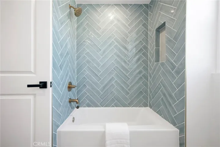 8478 E Frostwood Street, Anaheim Hills, California 92808