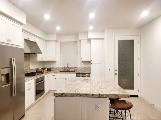 441 Palermo, Lake Forest, California 92630