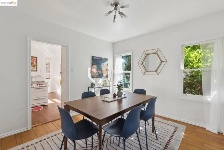 556 28th St, Richmond, California 94804