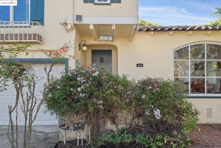 556 28th St, Richmond, California 94804