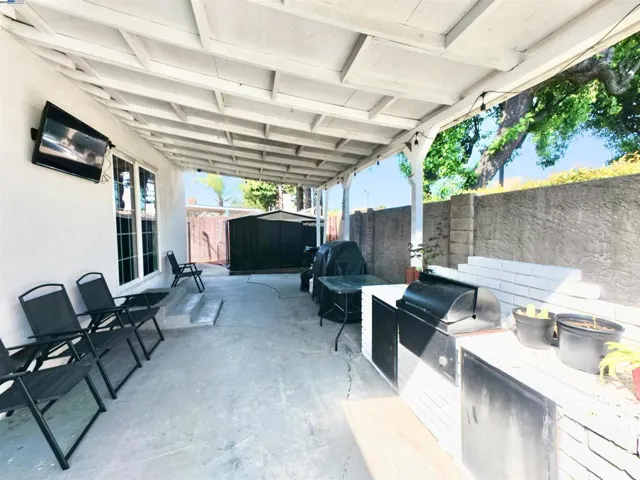 1213 Huntington Dr, Modesto, California 95350