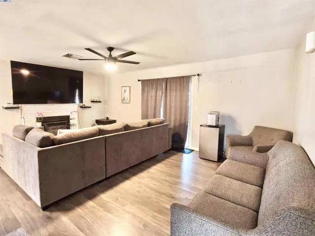 1213 Huntington Dr, Modesto, California 95350