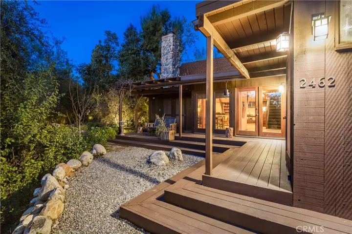 2462 Grand Avenue, Claremont, California 91711