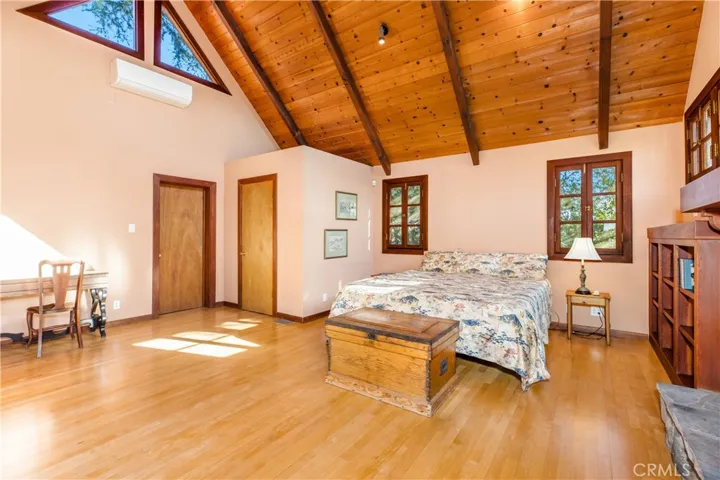 2462 Grand Avenue, Claremont, California 91711