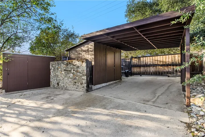 2462 Grand Avenue, Claremont, California 91711