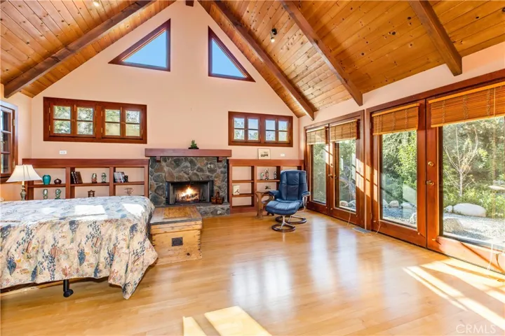 2462 Grand Avenue, Claremont, California 91711