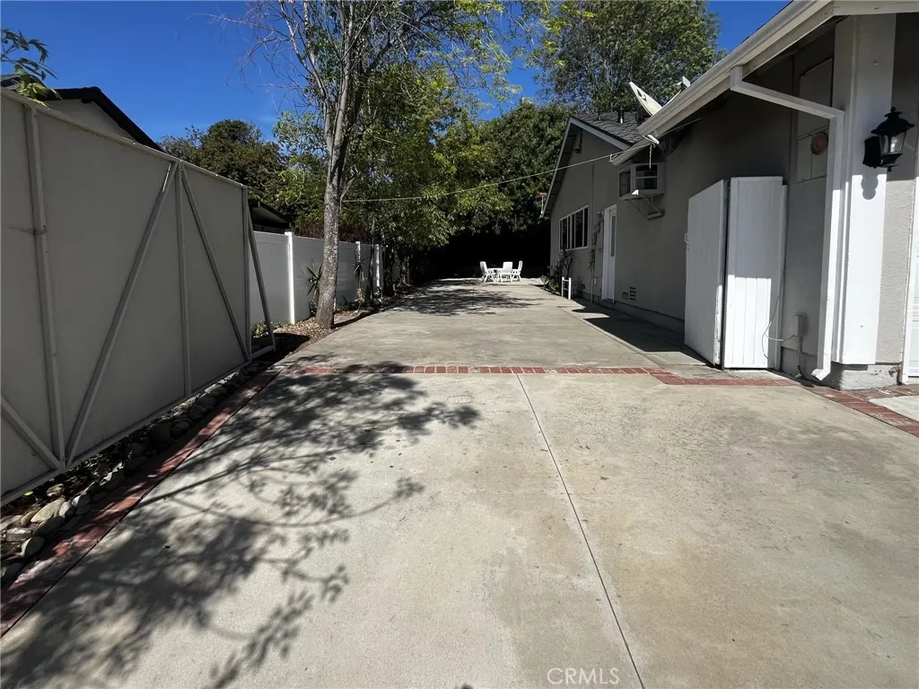 3319 Holloway Street, Newbury Park, California 91320 home-pic-10