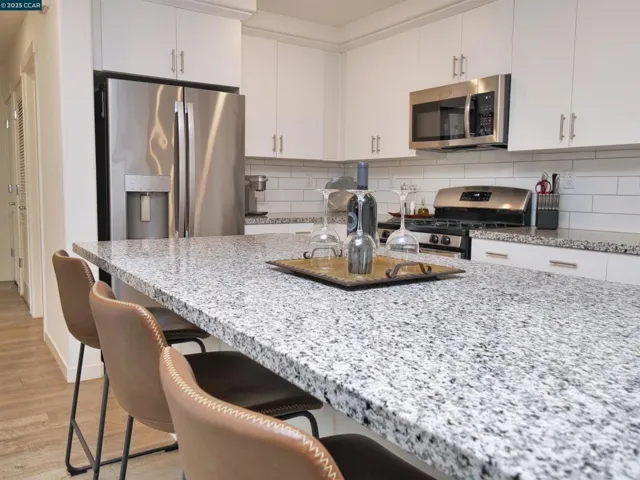 1410 Mauro Pietro Dr 203, Petaluma, California 94954