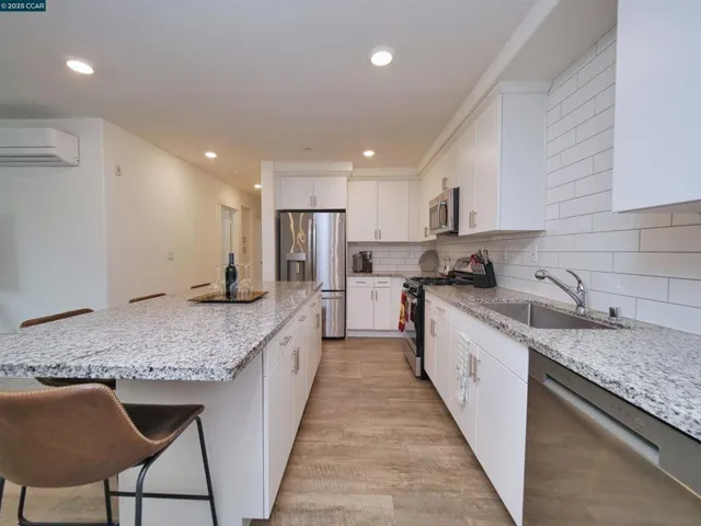 1410 Mauro Pietro Dr 203, Petaluma, California 94954