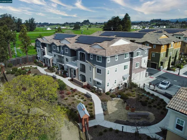 1410 Mauro Pietro Dr 203, Petaluma, California 94954