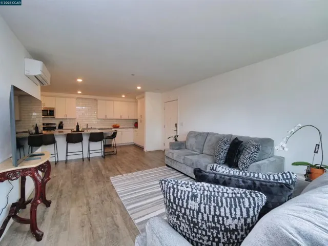 1410 Mauro Pietro Dr 203, Petaluma, California 94954