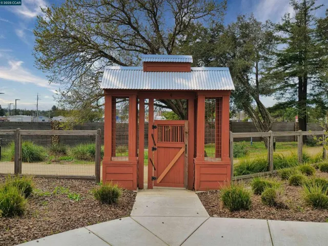 1410 Mauro Pietro Dr 203, Petaluma, California 94954