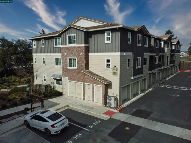 1410 Mauro Pietro Dr 203, Petaluma, California 94954
