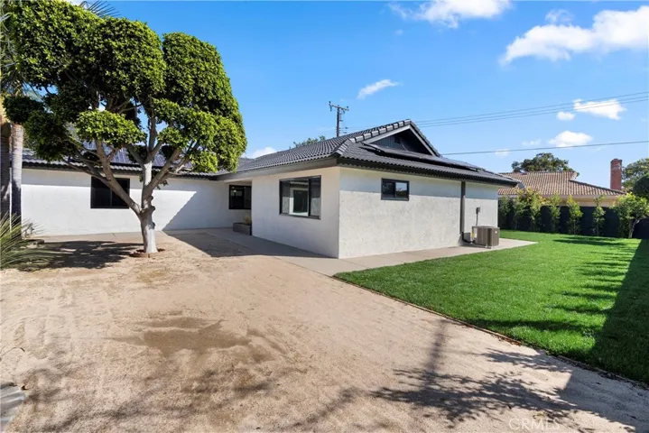 2321 S Rene Drive, Santa Ana, California 92704