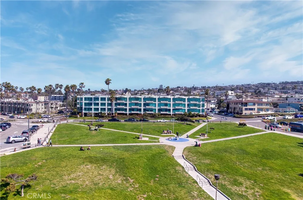 201 Calle Miramar 16, Redondo Beach, California 90277 home-pic-29