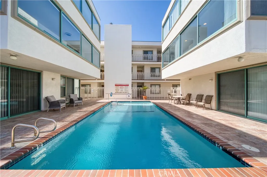 201 Calle Miramar 16, Redondo Beach, California 90277 home-pic-22