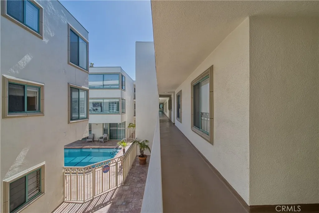 201 Calle Miramar 16, Redondo Beach, California 90277 home-pic-20