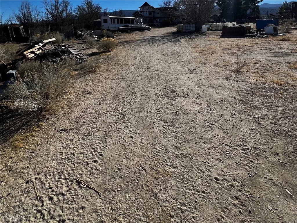 33048 223rd Street E, Llano, California 93544 home-pic-40