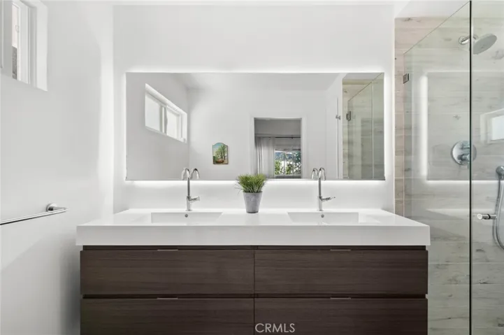 2909 Alta Laguna, Laguna Beach, California 92651