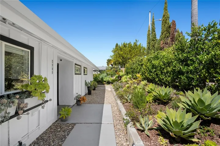 2909 Alta Laguna, Laguna Beach, California 92651