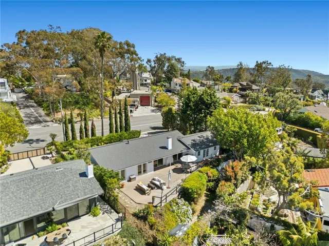 2909 Alta Laguna, Laguna Beach, California 92651