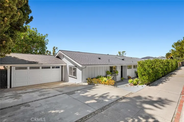 2909 Alta Laguna, Laguna Beach, California 92651