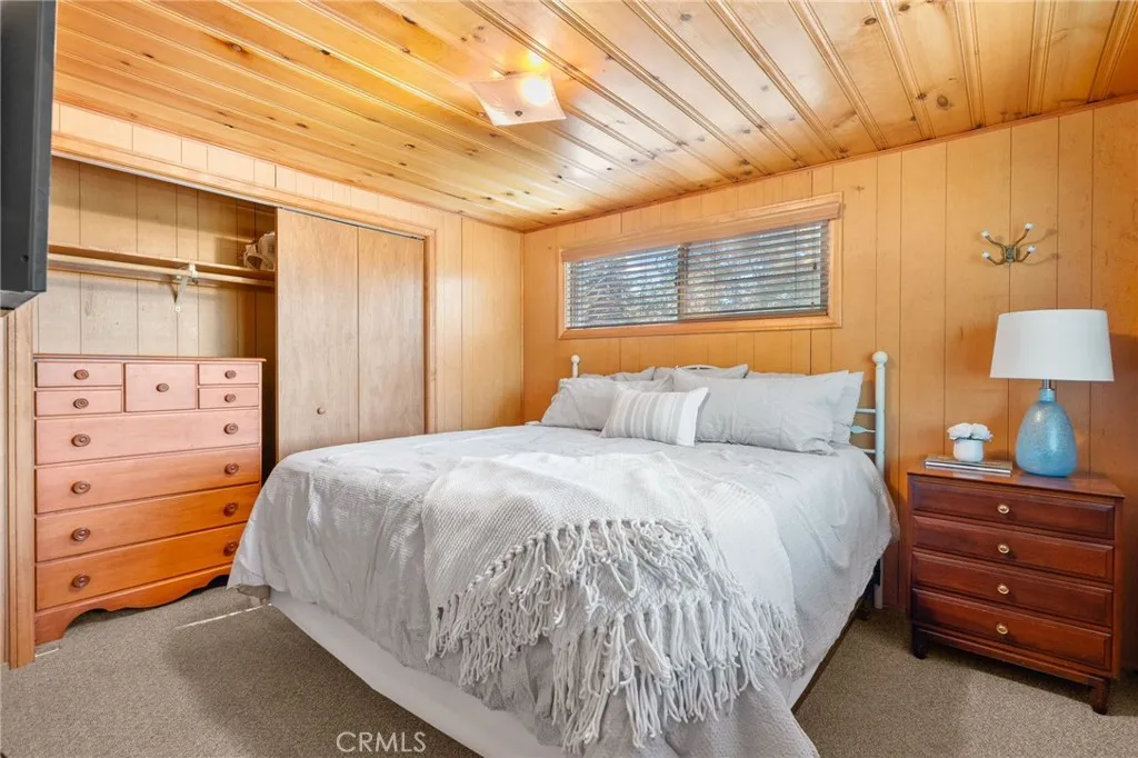 39254 Cedar Dell Road, Fawnskin, California 92333 home-pic-33