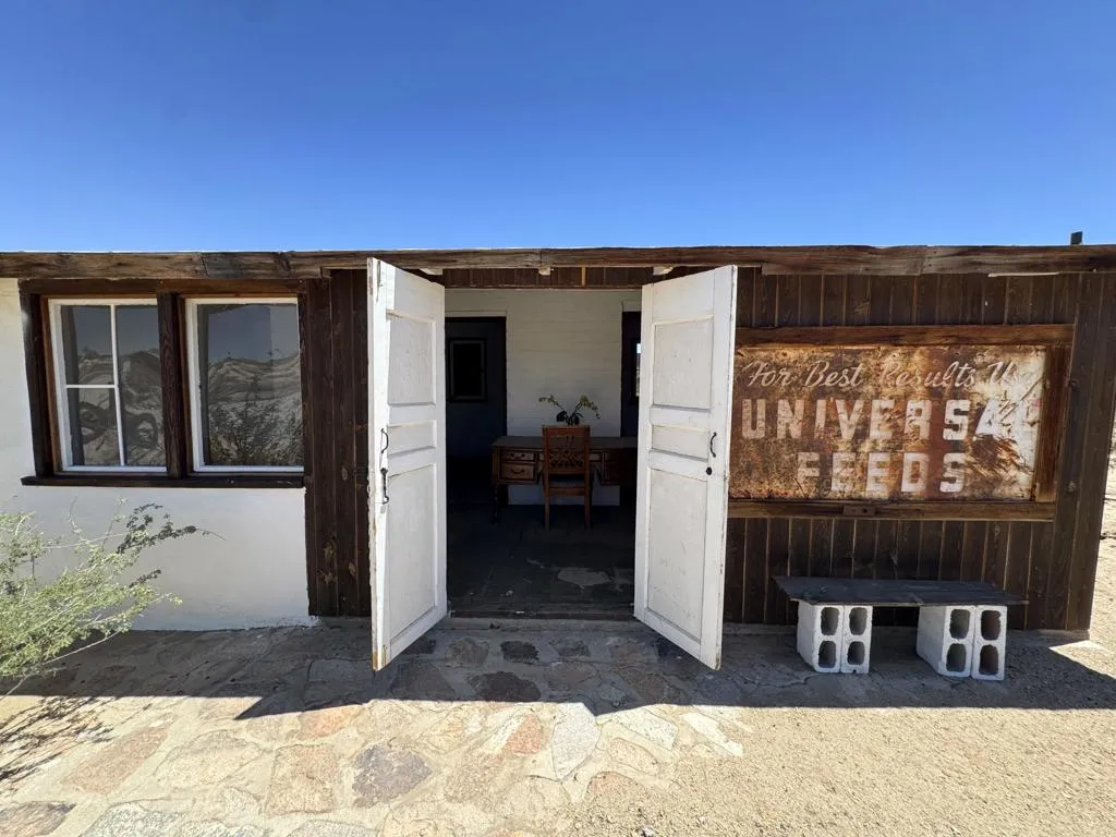 73392 Sullivan Road, 29 Palms, California 92277 home-pic-17