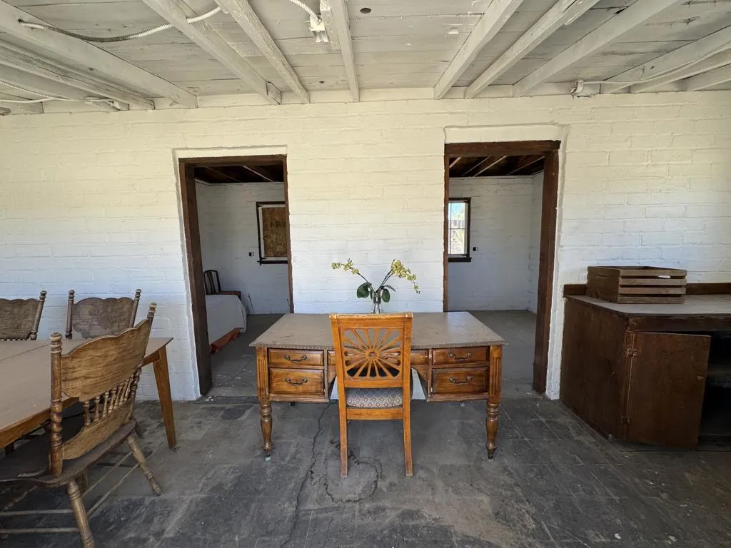 73392 Sullivan Road, 29 Palms, California 92277 home-pic-4