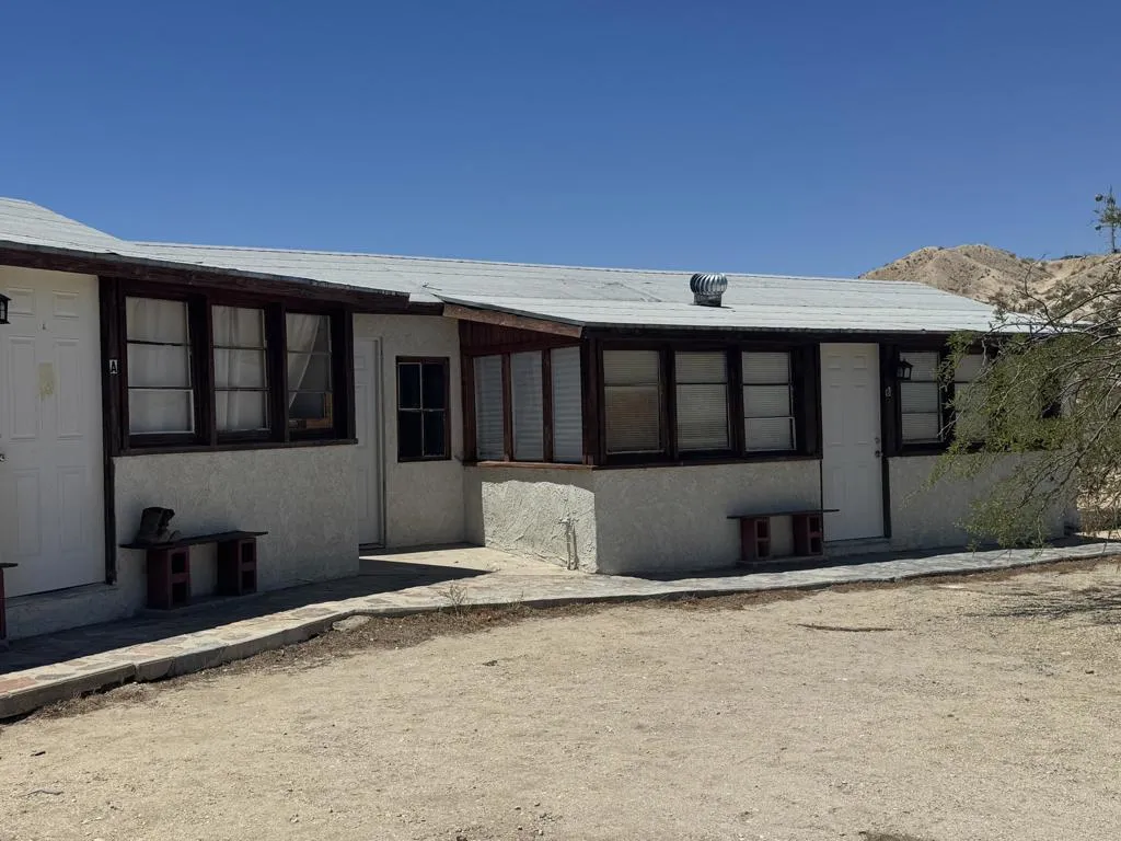 73392 Sullivan Road, 29 Palms, California 92277 home-pic-8