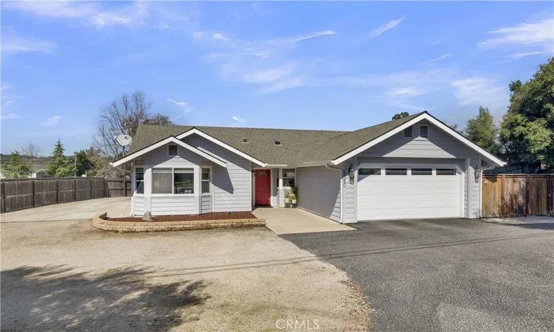 5580 San Benito Road, Atascadero, California 93422