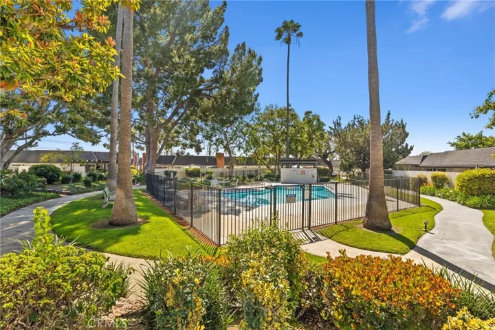 1324 Victoria Drive 9, Fullerton, California 92831