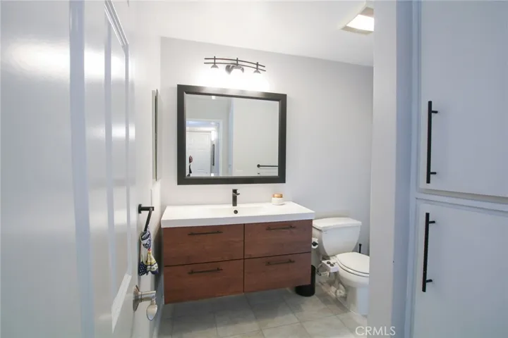 3062 Associated Road 14, Fullerton, California 92835