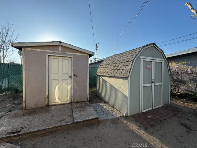 220 S Orange Avenue, Rialto, California 92376