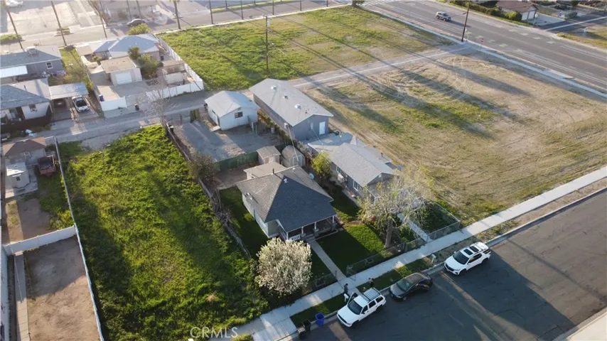 220 S Orange Avenue, Rialto, California 92376