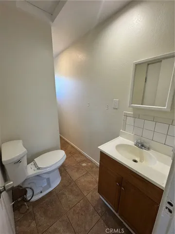 220 S Orange Avenue, Rialto, California 92376