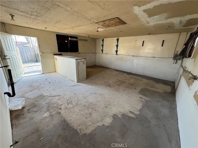 220 S Orange Avenue, Rialto, California 92376