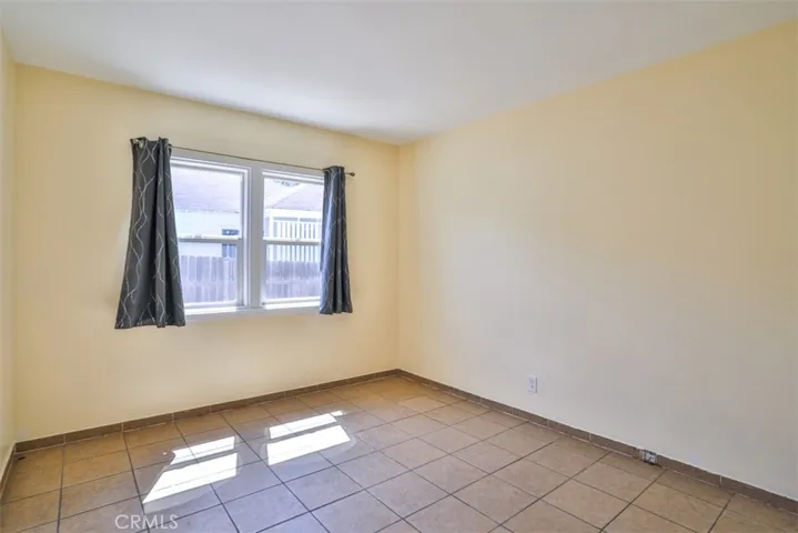Bedroom - Front Unit