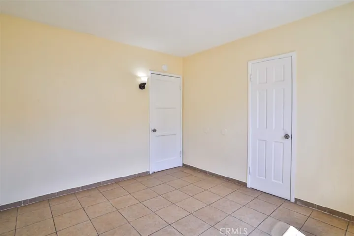 Bedroom - Front Unit