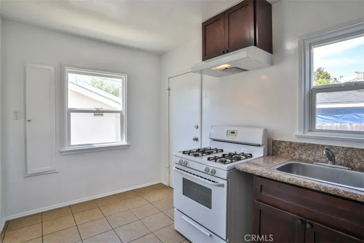 Kitchen - Back Unit