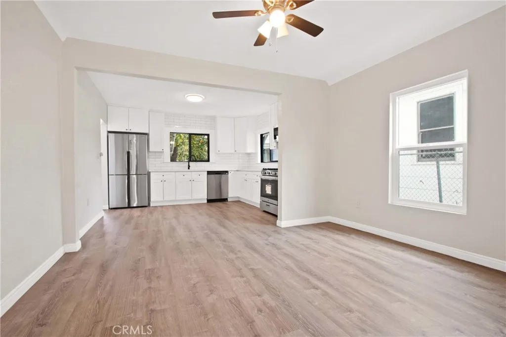 gallery-image 4