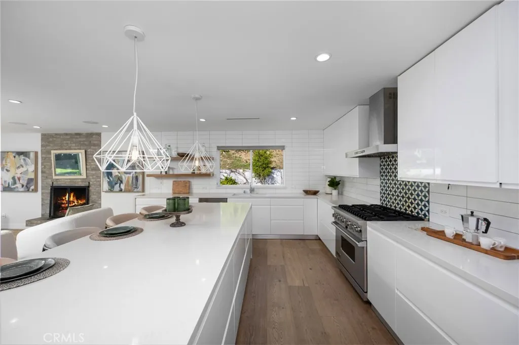 26255 Hatmor Drive, Calabasas, California 91302 home-pic-24