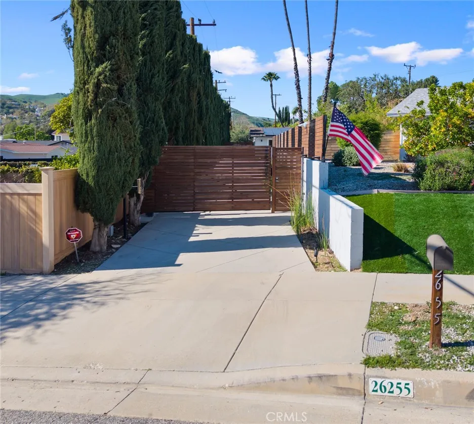 26255 Hatmor Drive, Calabasas, California 91302 home-pic-61