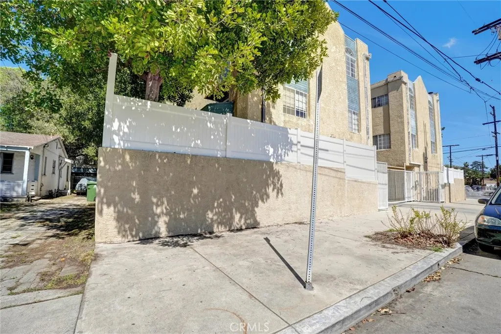 14105 Lemay Street 4, Van Nuys, California 91405 home-pic-51